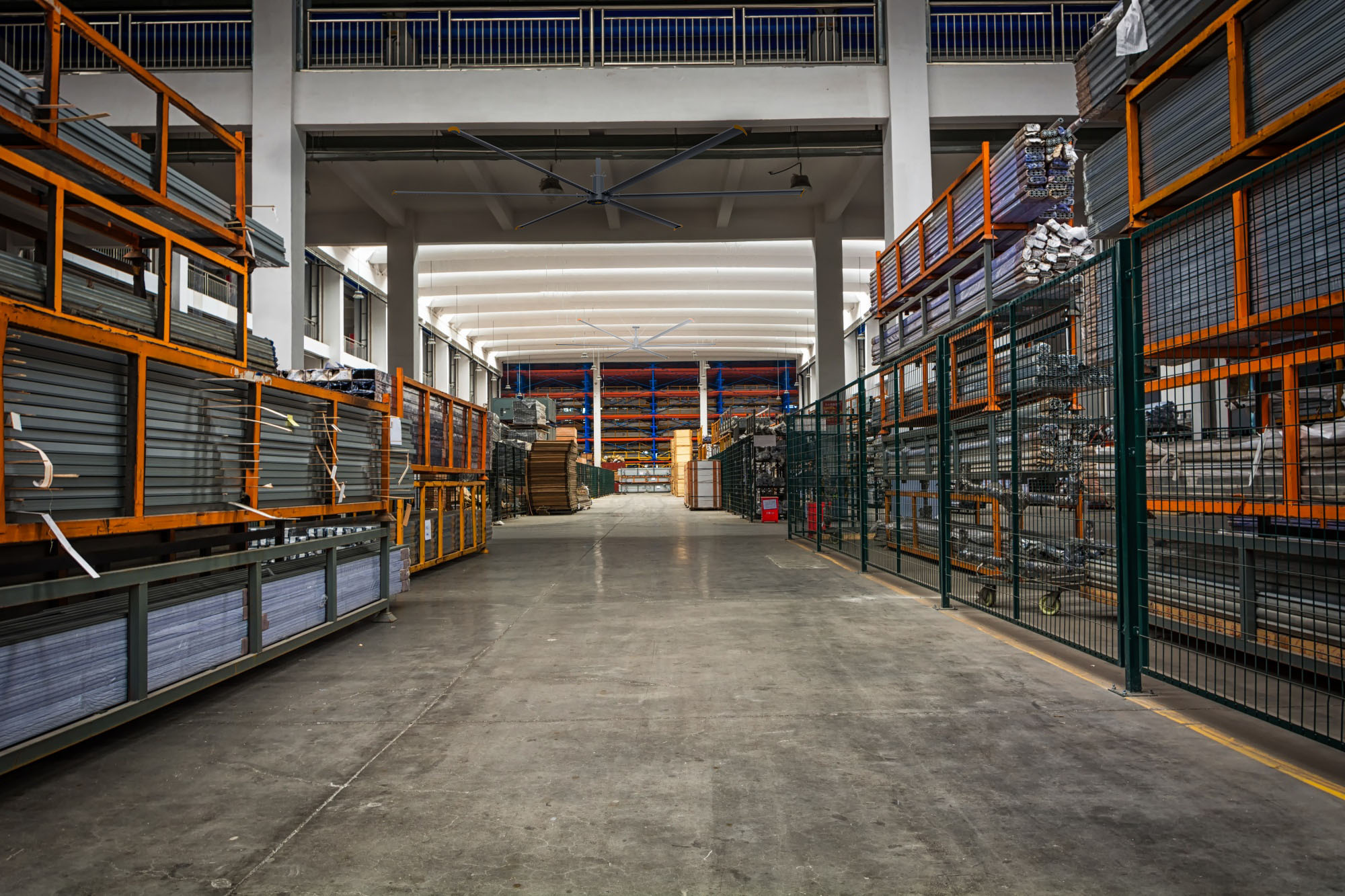 Lfans. Ventiladores HVLS. Ventiladores industriales. Instalación.